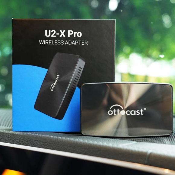 Ottocast Ottocast U2-X Pro Wireless Android Auto/CarPlay 2 in 1 Adapter - Picture 1 of 9